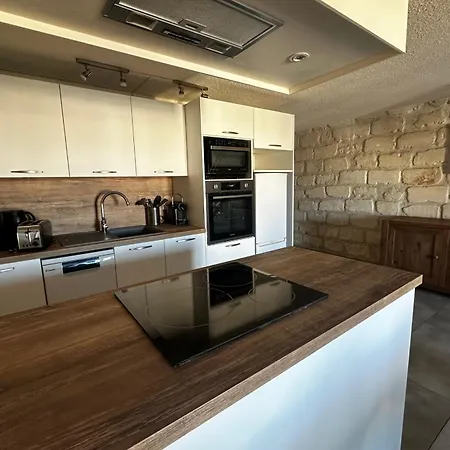 Apartment Maisonnette Sur Les Toits Vue & Port Au Grau-du-roi