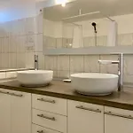 Appartement Maisonnette De Sur Les Toits 1 1 Mezzanine Avec Vue Le Grau-du-Roi