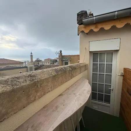 Appartement Maisonnette Sur Les Toits Vue & Port Au Grau-du-roi *